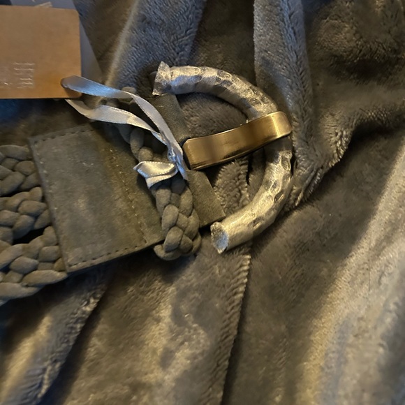 NWT. Ariella Faux Suede Grey Fashion Belt. - Picture 3 of 6